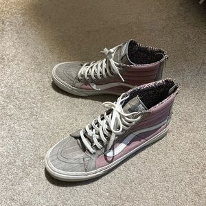 listing-status-banner